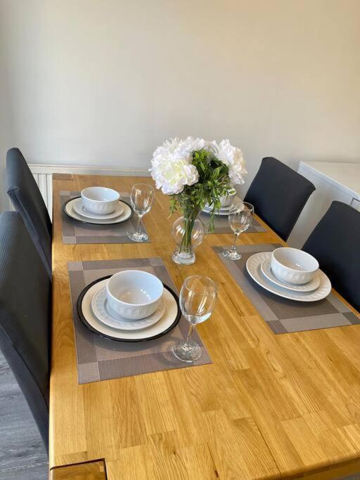 The Herald House Dartford 3 Bedroom Apartment Экстерьер фото